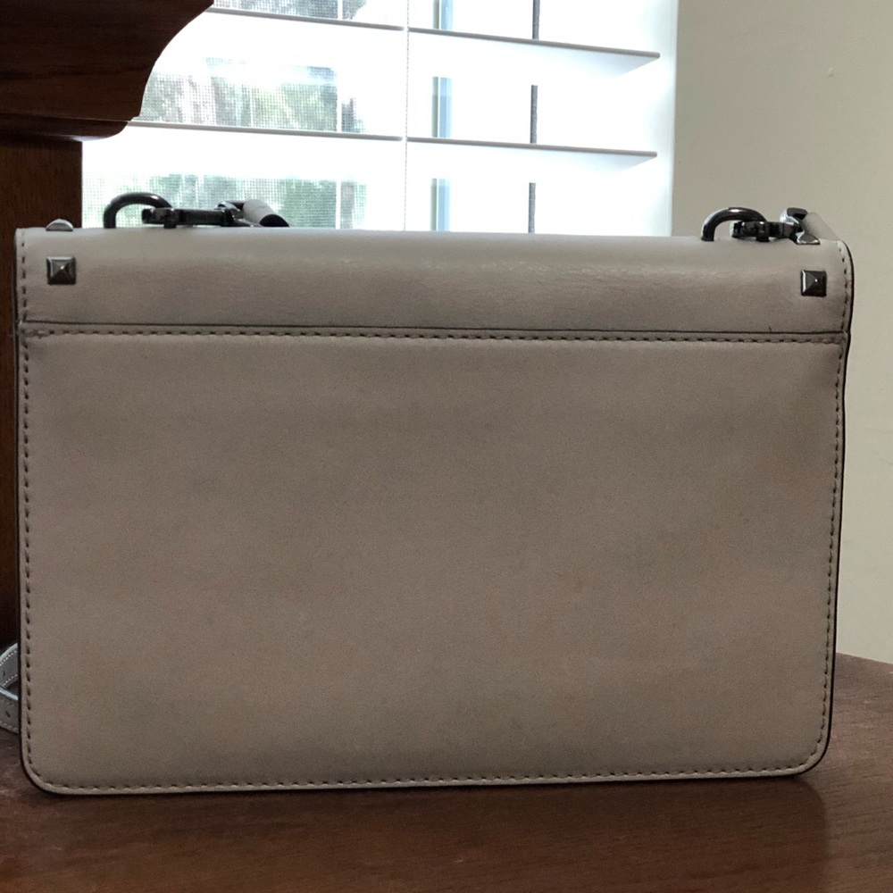 Michael Kors Crossbody - Picture 3 of 12